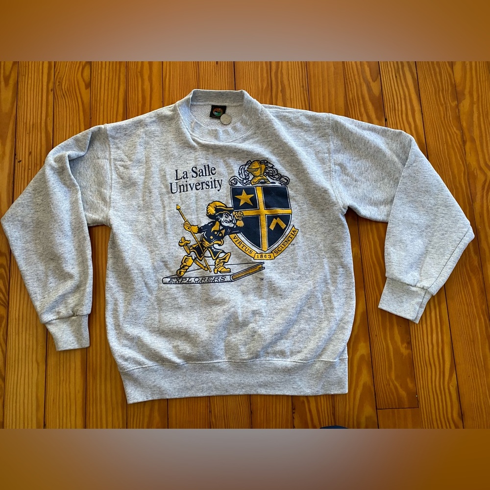 Vintage La Salle University Crewneck Tagged PM Size LG 80’s UC
